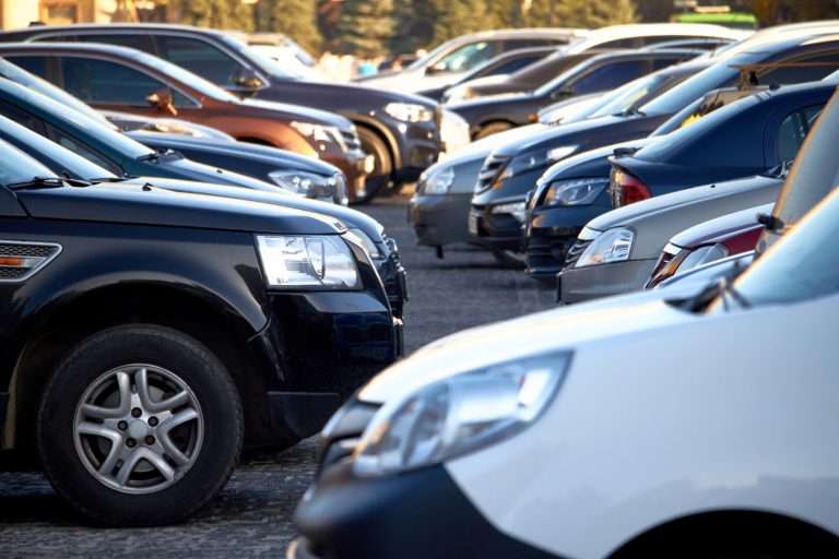 REPUESTOS PARA VEHÍCULOS A MOTOR
